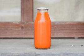 にんじんジュース180ml（有機にんじん100%）