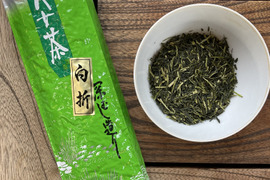 【2023年新茶】リピーター続出‼︎八女茶好きの方たっぷり飲める白折300g!