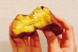 【熊本で100年続くさつまいも専門農家がお届けする焼き芋】　国産　熊本県産　紅はるか　焼き芋　冷凍焼き芋　べにはるか　無添加　無着色　300g×5