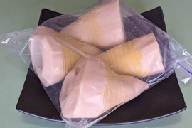 水煮『筍』１.２kg ！朝採りアク抜き茹で筍！丸ごと２～４本を真空パック詰！風味豊か絶品の旨さ