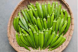 【有機JASオクラ1キロ】ネバネバで、まだまだ暑い日々を乗り切る！有機オクラたっぷり！生でも美味しい！甘みのあるオクラをたっぷり食べよう❣️