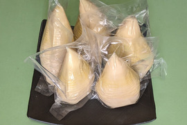 水煮『筍』１.５kg ！朝採りアク抜き茹で筍！丸ごと２～５本を真空パック詰！風味豊か絶品の旨さ