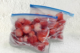 農薬不使用　冷凍苺 １Kg