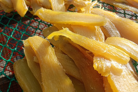 素朴な味わい！ ほしいも 【400g袋入り】 里山ファームの手づくり 干し芋 茨城県産 紅はるか