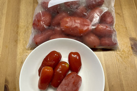 【お得！冷凍おまとめパック】
  農薬不使用　加熱用冷凍トマト2種
  500g x 2p , 1kg x 1p（2kg）