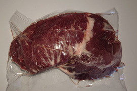 エゾシカのランイチブロック（磨き）630g
ステーキや焼き肉に！