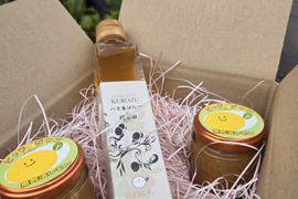 ☆健康酢⭐
有機三年熟成八丈島レモン黒酢❣
黒酢200ml&レモンジャン限定品