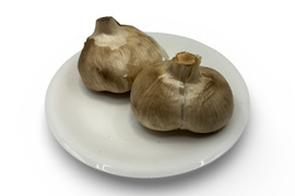 『特選 どでか黒にんにく 丸2個玉』
無添加・農薬不使用【岐阜県郡上市産】