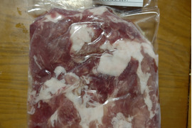 マンガリッツア豚　モモ切り落とし　300ｇ