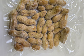 ザ ピーナッツ（大粒落花生）生冷凍 ２００g×１ｐ