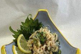 焼き鳥屋仕込み　ひね（親鳥）皮湯引き 300g(冷凍)