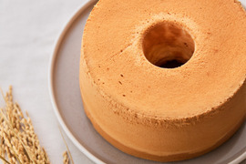 【17時までのご注文で即日発送】有機JASの米粉と材料無添加で仕上げたふんわり紅茶シフォンケーキ【20cmホールケーキ】