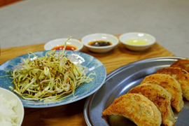 竹内農場のキャベツで十勝中華を堪能！
錦華園＋帯帯軒の冷凍餃子食べ比べ！