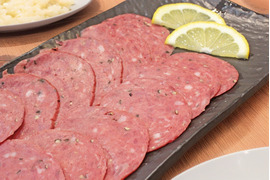 無添加！『馬・豚・羊』サラミ＆ウィンナー贅沢セット