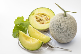 🍈今季初収穫🍈数量限定！甘くてとろけるマスクメロン3kg(1.5kg以上×2玉・くまモン箱入り)