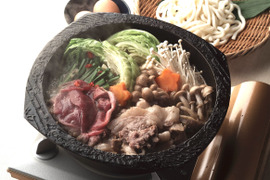 ご家族での鍋料理に！猪肉すき焼き鍋セット（モモ・バラ・ロース肉スライス1200g）味噌タレ付 天然イノシシ肉