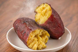 ねっとり『濃密』！まるでスイーツのような焼き芋！［1,800ｇ程度］農薬不使用で育てたサツマイモを使用。