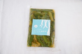 村人たちが作る"山うどの油炒め"　180g