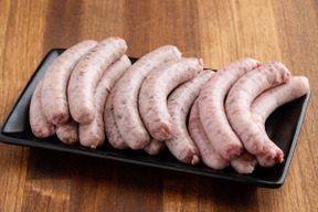 【福袋】十勝放牧黒豚ご褒美詰め合わせ福袋！
無添加生ソーセージ3種（150g×3),無添加ハンバーグ(150g×4)、ロースハム(80g×2),(ベーコン80g×2)
十勝産ラクレットチーズ４枚！！