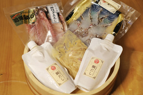 【母の日ギフト】【メッセージカード付き】アジひもの・鯛ひもの・鯛ごま茶漬けセット 沼津ひもの ギフト お歳暮 おつまみ 干物詰め合わせ 誕生日 お中元 父の日 母の日 御歳暮