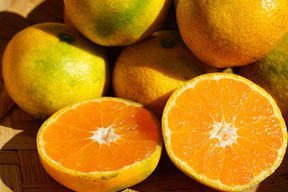 完熟温州みかん🍊甘味と酸味のバランス良く美味しく仕上がりました。大小混合お試しサイズ【約３k】
