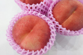 大きくて甘い桃！「なつっこ」 L玉以上！約1.7kg【夏ギフト】【贈答用】【クール便】