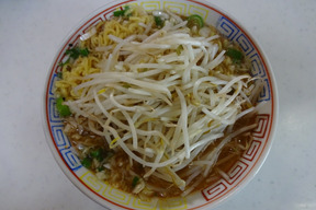 にんにくたっぷりの袋インスタントラーメン