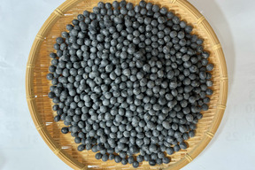 【🎍新豆】丹波黒豆300g お正月の黒豆煮・煮豆用に是非🫘 有馬温泉の麓より どらまめと同じ品種 農薬節約栽培🌟 丹波黒大豆 丹波黒 黒豆《12月中旬頃〜年内発送・お買い得📣！》【冬ギフト】【福袋】