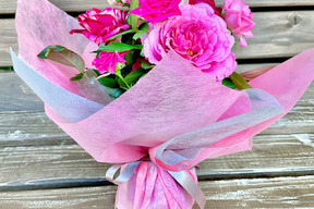 自立する花束▶マジカルブーケ(ピンク系10本程度)