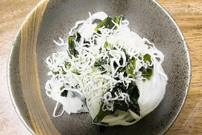 【新玉ねぎとしらすのさっぱり酢の物】