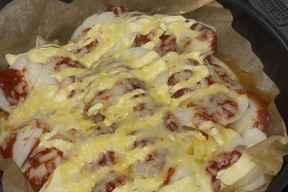 子供たちが取り合い！鮭と新玉ねぎのケチャマヨチーズ蒸し