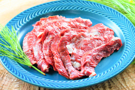 【至高の焼肉♪】幻のハラミ200g 自然派グラスフェッド黒毛和牛の真髄！放牧による運動と牧草由来の豊富なオメガ3が筋肉と細胞膜をインスパイア♪