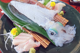 【贈答品にも】五島列島産・アオリイカ1kg（冷凍）漁師直送・獲れ次第発送！