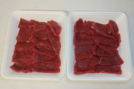 35ヶ月齢去勢牛 外もも焼肉 100g 安心安全な草だけを食べて育った自然放牧ジャージー牛の赤身肉 グラスフェッドビーフ 年間5頭の希少性
