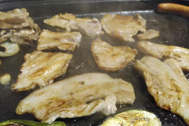 信州産はちみつで育てた銘柄豚・焼肉セット300ｇ×6P