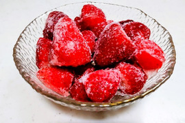 【甘～い！冷凍いちご】品種：あきひめ(1.2kg)