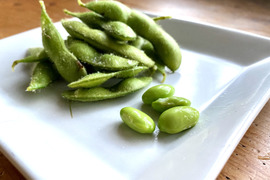 【自然栽培🍀自家採種・大粒枝豆】美味しくて止まらない！😆大豆になる手前の旨味がギュッと詰まった枝豆（５００g）