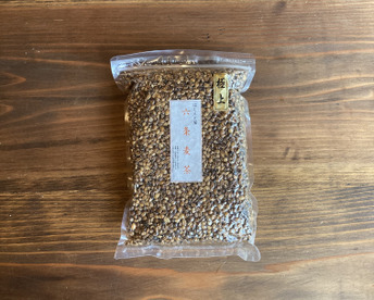 新茶 【三重県 熊野産】　化学農薬化学肥料不使用栽培　稲架がけ天日干し 六条麦茶（250g×2個）セット