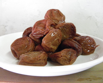 限定品【十郎梅　梅干し　大　2.5年物】500g　塩分18％、塩のみ、他の成分は一切なし、【20年間以上薬品を全く使わず、主に堆肥、灰、米ぬか、草木灰で栽培、