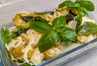 バジルとじゃがいものアイオリ風