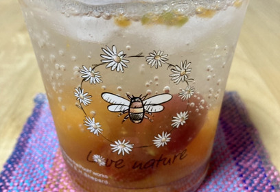 蜂蜜シロップ漬けのソーダ割