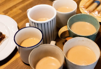 スパイスが深く香る！ 本格的なノンカフェインチャイの作り方 ☕️