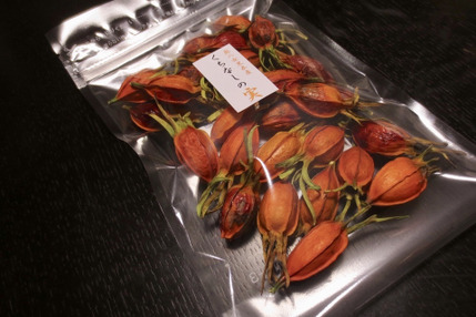 国産乾燥クチナシ 100g 福岡県産 食べチョク 農家 漁師の産直ネット通販 旬の食材を生産者直送
