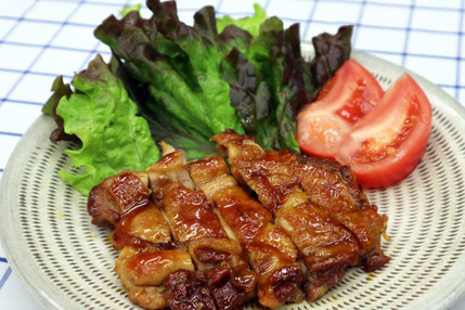 材料は4つだけ！みつせ鶏もも肉のしっとり甘辛照焼きチキン