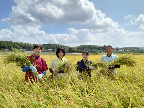 【お試し新発売！！】最高のたまごかけご飯の誕生♪♪「もみじたまごＭ10個」と【令和7年度新米】「サン・ファーム米（玄米2kg）」【通年常温便】★化学肥料及び農薬：栽培期間中不使用