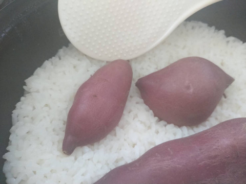 家族で食べたい！ほくほく甘い金時芋(小さめ・１箱３キロ)