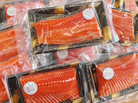 【-60冷凍】刺身がうまい！輝サーモン柵1P200g