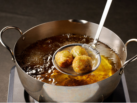 ビールに合いすぎる！　山城のねぎ・ねぎに恋するメンチボール12個入