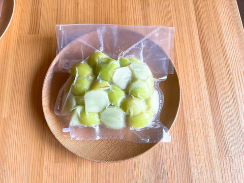 スイーツにぴったり！フルプロ農園の【冷凍シャインマスカット】 1kg (200g×5袋) 信州シャインマスカットを凍らせてみました#NKF00010