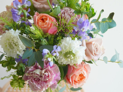 ＜母の日限定＞ バラとカーネーションの花束